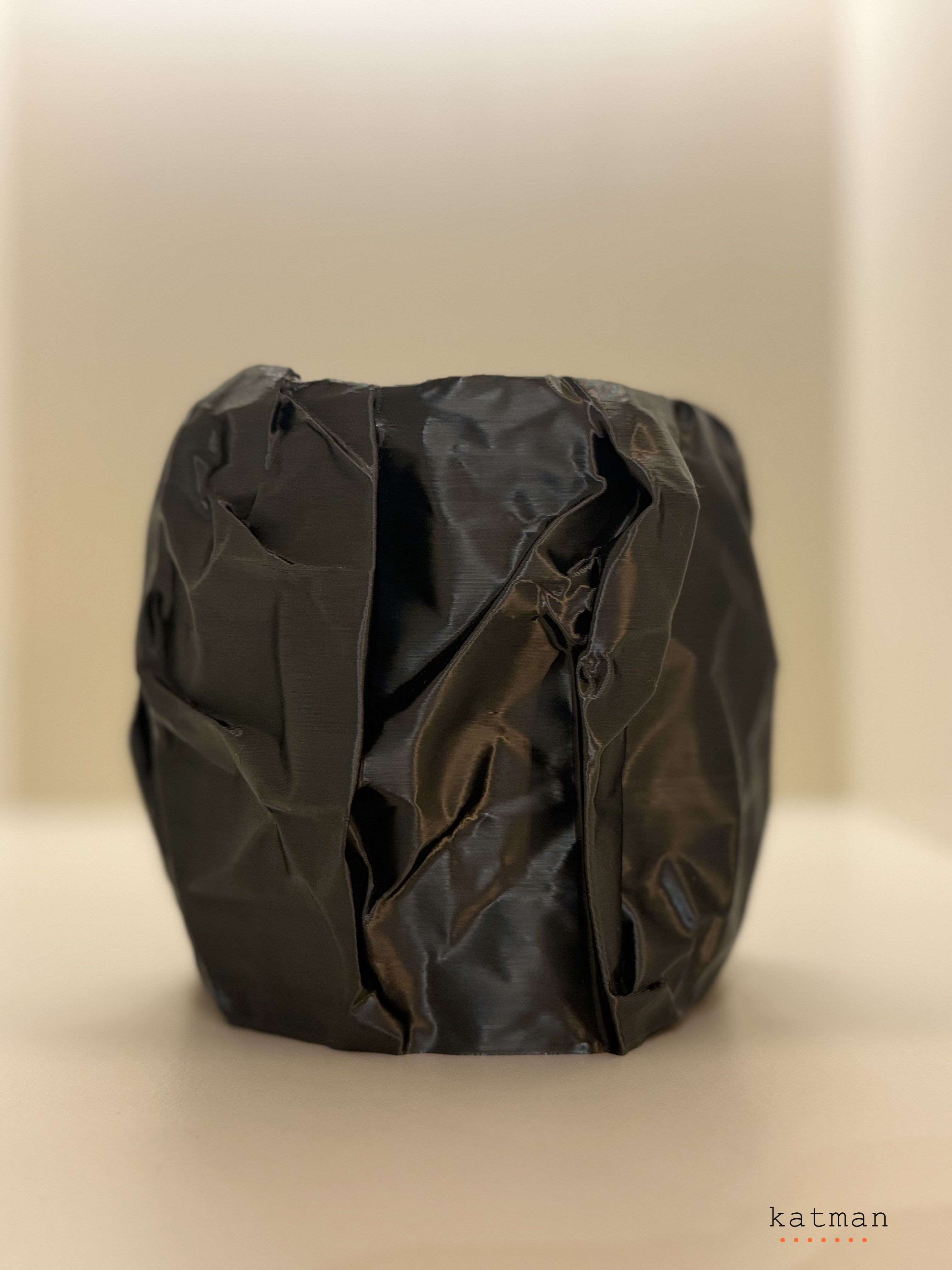 Buruşturulmuş Kalemlik Siyah - Detay Görünüm 2